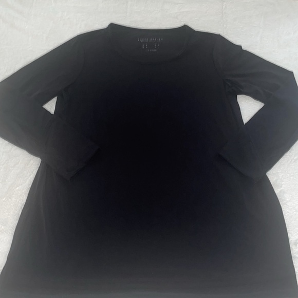 NWT Susan Graver Modern Essentials Regular Liquid
Knit Tunic - Picture 3 of 8